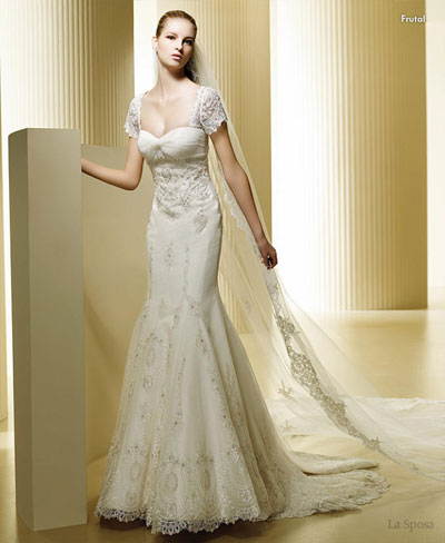 Baju pengantin lengan pendek La Sposa short sleeve lace wedding dress 