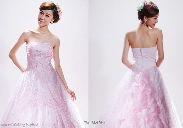 Cheap, affordable and cute pink wedding gowns from China bridal house Tsai Mei Yue